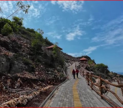 Menikmati Keindahan Pantai Klotok di Wonogiri yang Lagi Viral, Semakin Cantik usai Revitalisasi