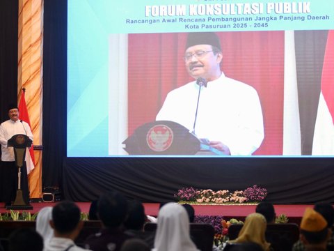 Gus Ipul Buka Forum RPJPD Menuju Kota Pasuruan Berbasis Wisata, Religi dan Heritage