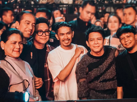 Cantiknya Natural, Momen Alleia Antre Tiket Konser Noah Bikin Penonton Enggak jadi Ngeluh