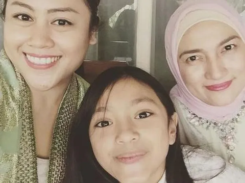 Potret Sarah Amalia Eks Istri Ariel Noah, Kini Kenakan Hijab Makin Cantik Mempesona