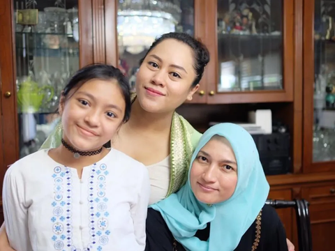 Potret Sarah Amalia Eks Istri Ariel Noah, Kini Kenakan Hijab Makin Cantik Mempesona