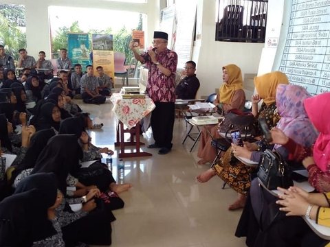 Berkunjung ke Rumah Puisi Taufiq Ismail, Wisata Literasi dan Ruang Baca di Bukittinggi