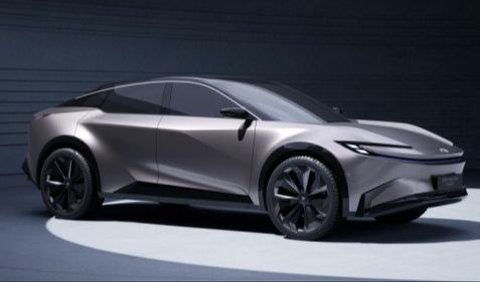 Di Eropa, Toyota berencana  mengenalkan enam model BEV pada 2026. Ini untuk mendukung Toyota mencapai tujuan menawarkan Zero Emission Vehicle (ZEV) pada 2035 dan mencapai netralitas karbon total pada 2040.<br>