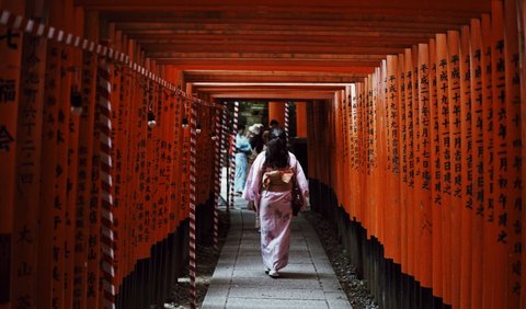 5. Agama Shinto