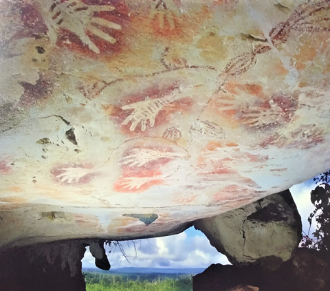 Gua Tapak Tangan Site Becomes Ancient Human Footprints in East Kutai Regency