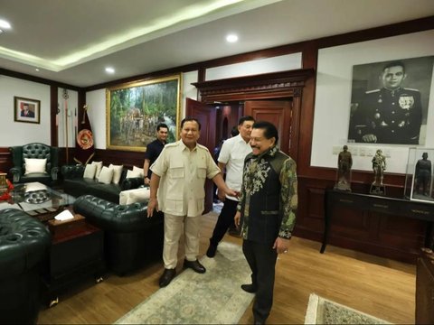 VIDEO: Jenderal Intelijen Hendropriyono Datangi Prabowo, Ada Apa?