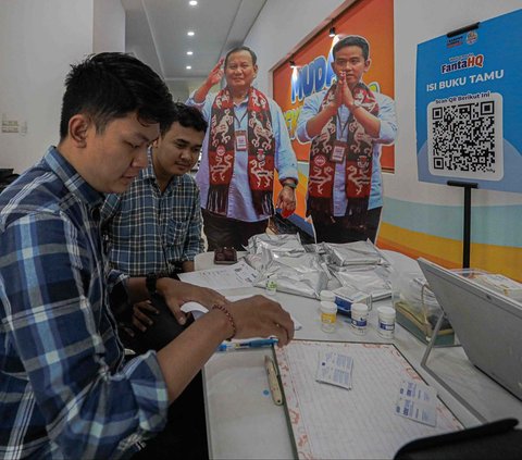 FOTO: TKN Fanta Prabowo-Gibran Gelar Cek Kesehatan Gratis