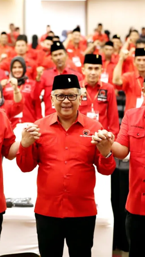 Viral Kader PDIP Deklarasi Dukung Prabowo-Gibran, Hasto: Itu Dibayar<br>