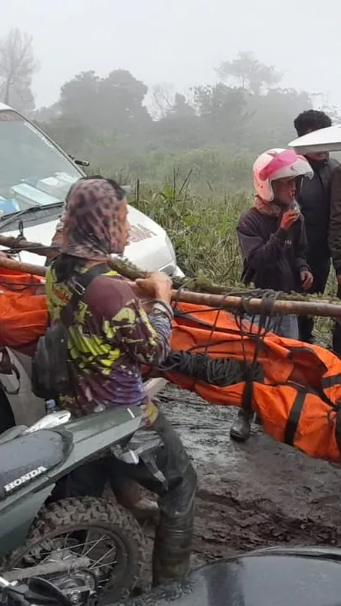 1 Warga Jambi Korban Meninggal Erupsi Gunung Marapi, Naik Gunung Sejak Sabtu Pagi