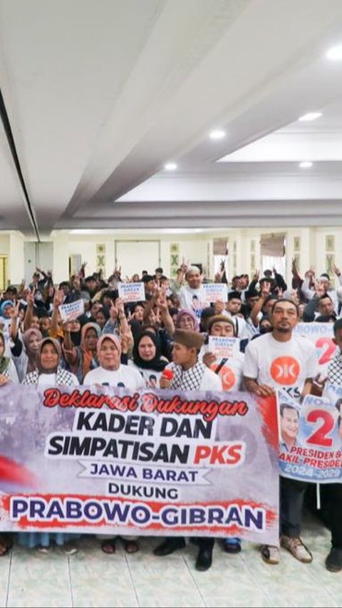 Simpatisan PKS Jabar Deklarasi Dukung Prabowo-Gibran<br>