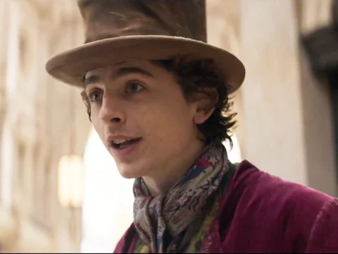 WONKA (2023), Pesona Timothée Chalamet Sebagai Pembuat Cokelat Dalam Balutan Film Musikal