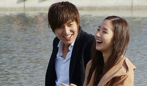 2. Pernah Pacaran dengan Lee Min Ho