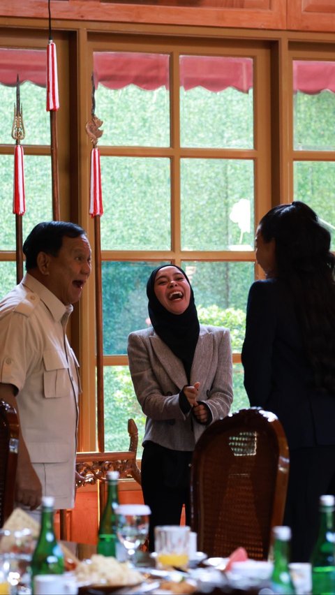 Potret Prabowo Makan Siang Bareng Nikita Mirzani, Rizky Billar & Lesti Kejora, Akrab dan Penuh Tawa