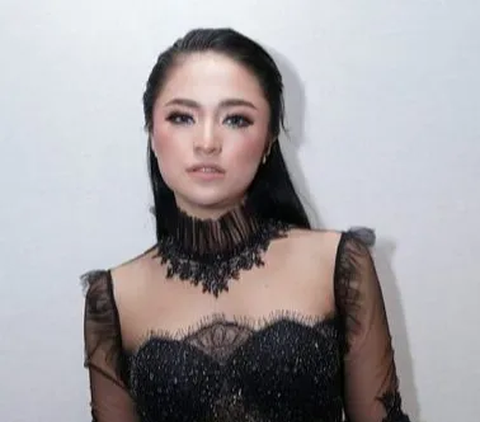 Penjelasan Lengkap Marshanda Soal Artis yang Dilarang Bergaul Dengannya