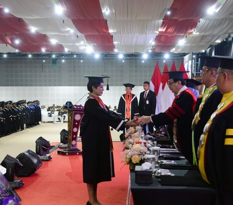 Wisuda Taruna Poltekip, Yasonna: Bekali Diri dengan Softskill Agar Jadi Taruna Unggul & Kompetitif