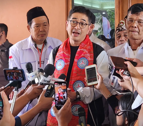 Rute Kampanye Ganjar 'Dibuntuti' Jokowi, TPN Singgung Calon Penerus