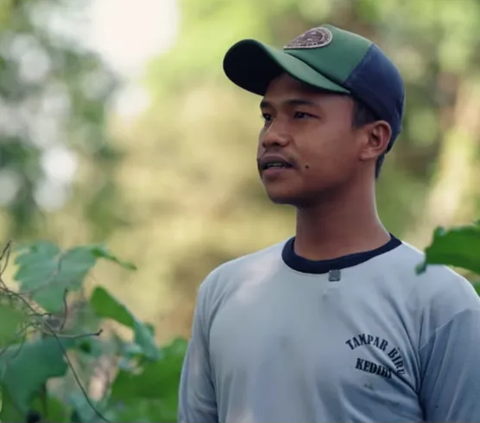 Berhenti Berlayar, Pria Ini Sukses Bertani Terong Ungu di Desa 'Dapat Untung Banyak Bisa Kaya'