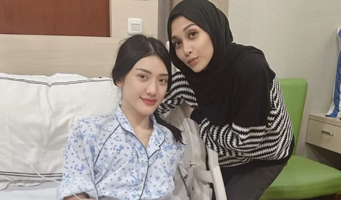 Postingan Anissa Aziza langsung menuai banyak komentar dari rekan seleb dan public figure. Mereka turut mendoakan Anissa.<br>