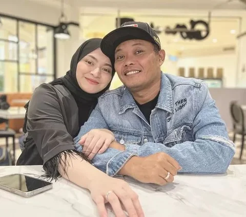 Dipepet Nathalie Holscher, Sule Bergeser Menjauh Ajak Adzam Selfie