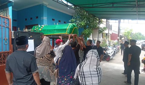 Mila memastikan proses hukum tetap berjalan meskipun F telah meninggal dunia. Bahkan, dia juga meminta agar polisi melibatkan pihak SDN Jatimulya 09 pada saat rekonstruksi nanti.<br>