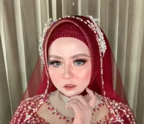 Sleeping Bride During Makeup, Wakes Up Beautiful and Already Married