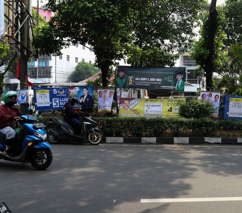 FOTO: Penampakan Spanduk dan Baliho Kampanye Bertebaran di Jakarta: Rusak Pemandangan hingga Langgar Aturan