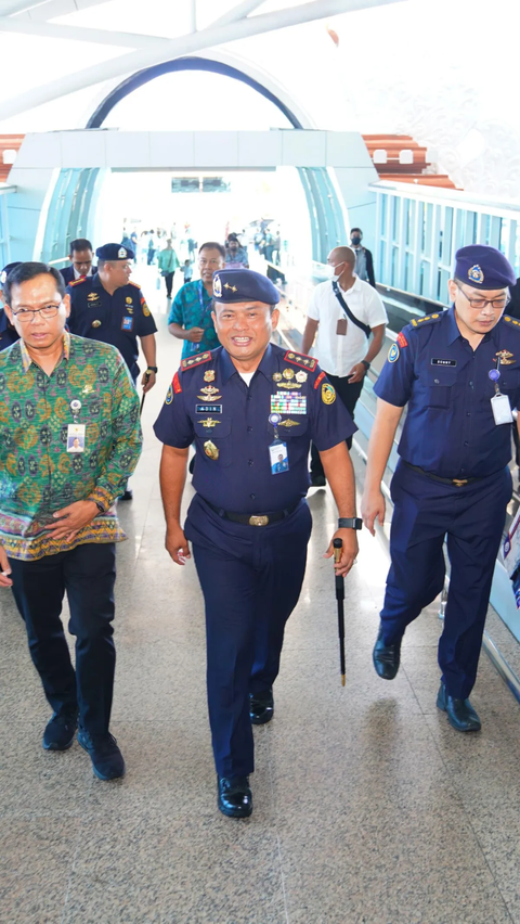 PSDKP Beberkan Modus Penyelundupan BBL Lewat Udara, Pelaku Berbaur dengan Penumpang Pesawat<br>