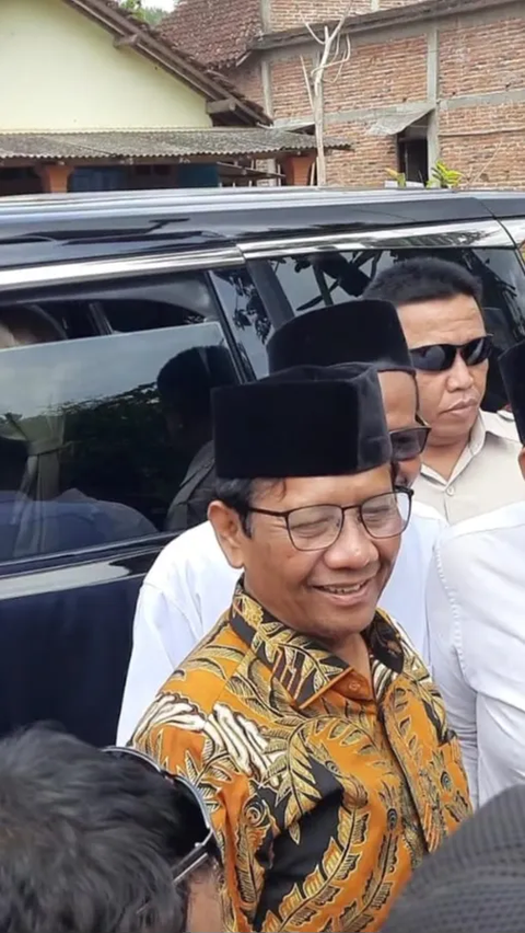 Mahfud Blak-blakan Hukum Dibuat Sekongkol antara Penguasa Eksekutif & Pengusaha