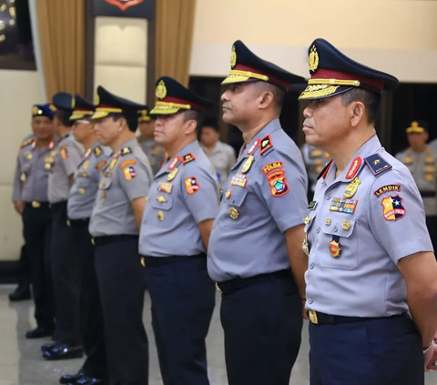 Mutasi Besar-Besaran Polri, Kapolda Hingga Kakorlantas Dirotasi