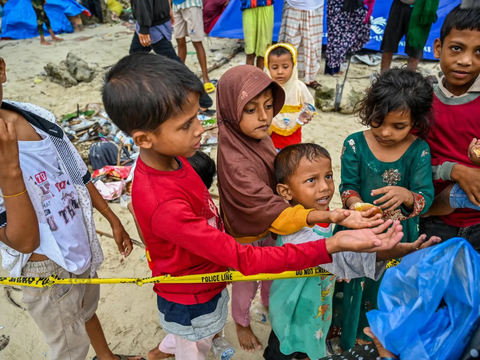 Etnis Rohingya Mengeluh Dikasih Makan Sedikit, Yenny Wahid: Enggak Bersyukur