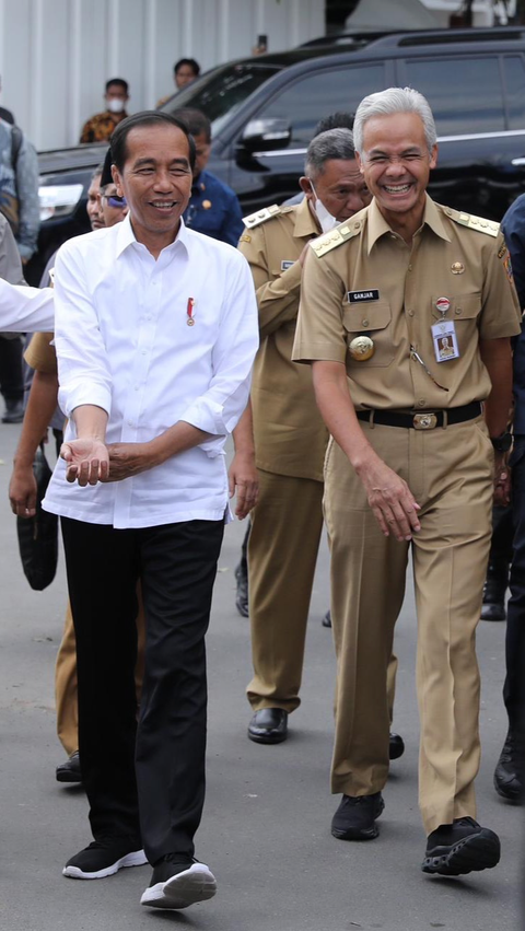 Arsjad Rasjid Nilai Ganjar Mirip Jokowi: Rajin Blusukan, Tidur di Rumah Warga<br>