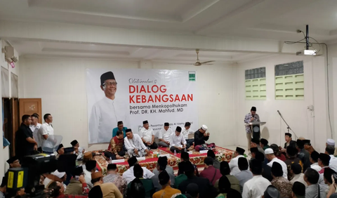 Saat ini, menurut Mahfud, negara sudah menentukan para calon pemimpin dan wakil rakyat yang dianggap memenuhi syarat secara hukum serta konstitusi untuk dapat dipilih.<br>