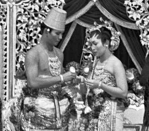 Gagah dan Cantik, Begini Potret Lawas Pernikahan Prabowo Subianto & Titiek Soeharto