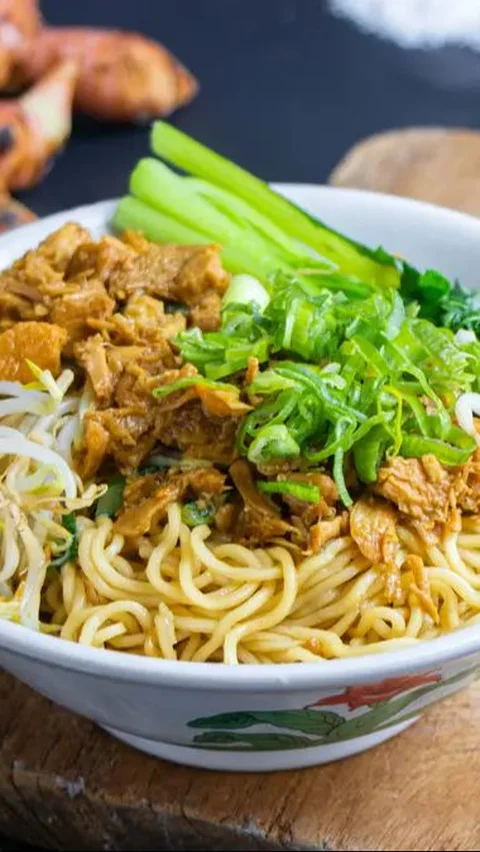 <b>Resep Mie Ayam Berbagai Varian ala Rumahan, Lezat dan Praktis</b>