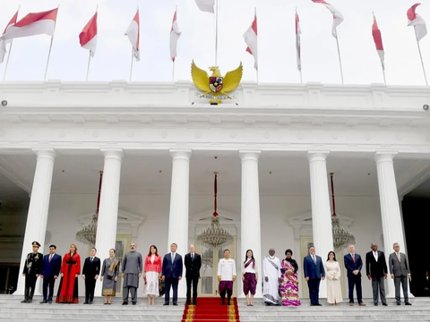 Presiden Jokowi Terima Surat Kepercayaan 10 Dubes Negara Sahabat