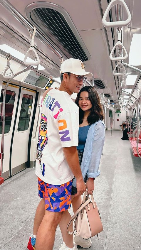 Asking for Name Suggestions When Embracing a Beautiful Girl, Denny Sumargo is Reported to Cici Oliv