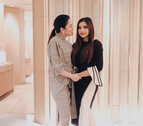 Accusing Friend of Covering Up Ex-Husband's Affair, Here is the Moment of Closeness between Nindy Ayunda and Ashanty
