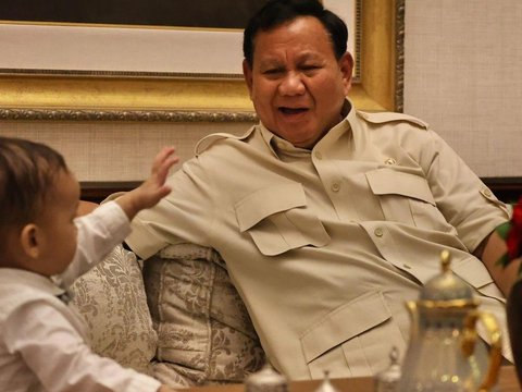 Precious Moment of Prabowo Subianto Meeting Kenneth Matthew, The Genius Kid, Called 'Opung Wowo'
