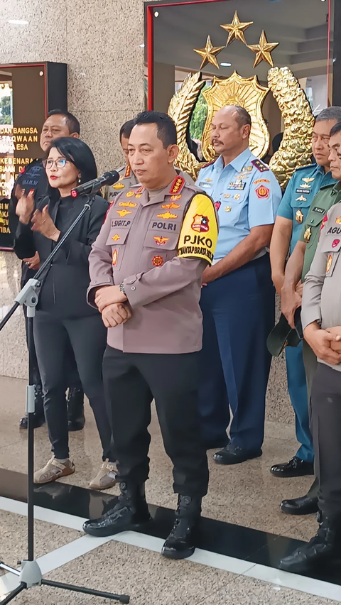 Kapolri Mutasi Besar-Besaran, Brigjen Johnny Eks Ajudan Jokowi Promosi Jadi Kapolda