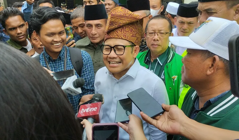 Ketua Umum Partai Kebangkitan Bangsa (PKB) ini berjanji akan menjamin kesejahteraan guru apabila menjadi presiden terpilih pada Pilpres 2024. Termasuk, kata dia kesejahteraan gaji bagi guru agama.