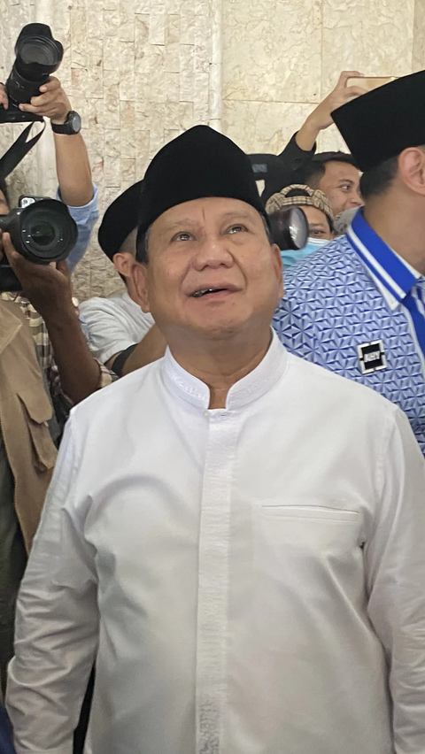 <br>Prabowo: Kita Teruskan Arah yang Sudah Benar, Jangan Menclong ke Sini ke Sana