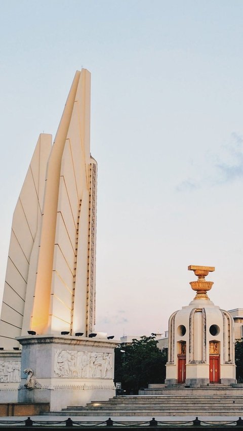 <b>Monumen Demokrasi Bangkok</b>