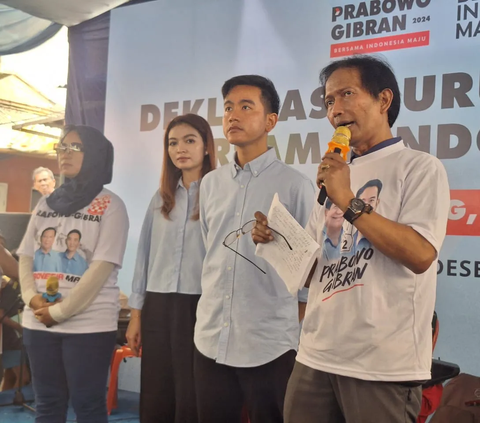 Gibran Tawari Program Kredit UMKM Saat Blusukan di Cempaka Putih, Warga Menolak