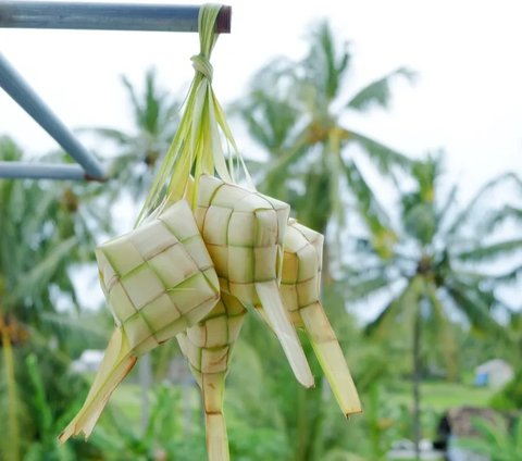 Gimana Ceritanya Ketupat Selalu Identik dengan Lebaran?