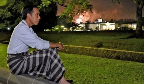 Ekspresi Jokowi di Malam Tahun Baru
