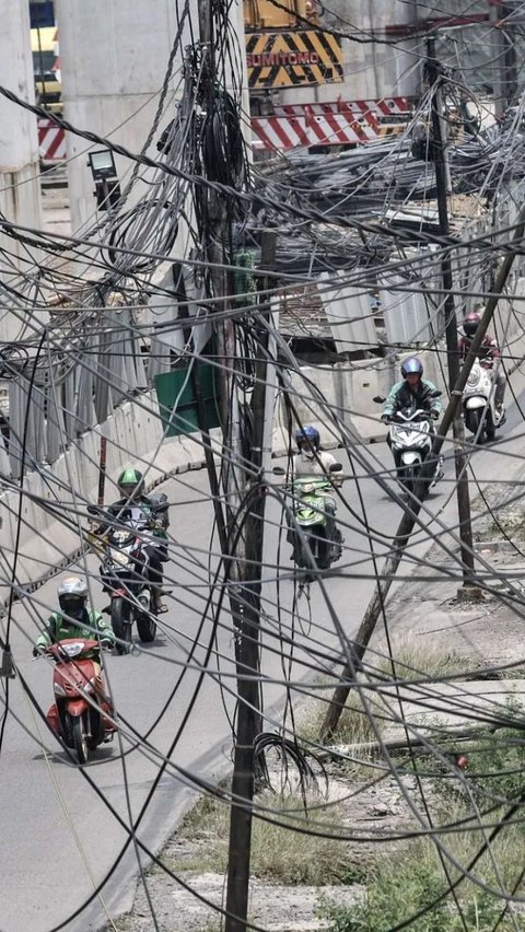 Penataan kabel membuat Jakarta semakin indah, mobilitas pejalan kaki tidak terganggu. Operator memiliki jaminan perawatan dan keselamatan. Program ini dilakukan untuk mewujudkan Future Jakarta dan Jakarta Smart City.