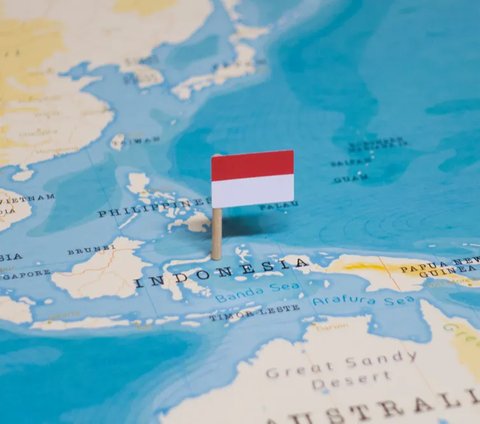 Hingga kini, Indonesia memiliki 514 kabupaten/kota yang terdiri dari 416 kabupaten dan 98 kota yang tersebar di seluruh 34 provinsi. Dan dari 98 kota tersebut, terdapat beberapa kota yang telah berusia sangat tua, lho.