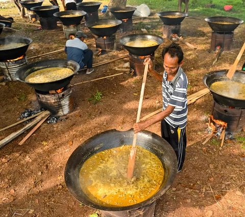 Nuzulul Quran menjadi tradisi spesial di Negeri Serambi Mekah. Di momen tersebut ada kuliner bercita rasa kari yang menggugah selera.