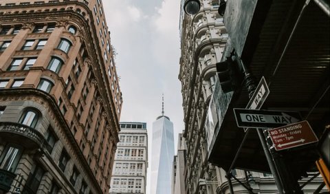 Posisi Ketujuh: One World Trade Center