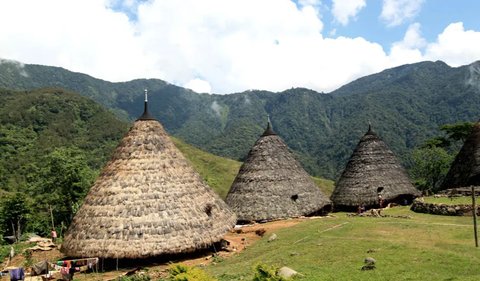 Keunikan Desa Wae Rebo tak hanya sejarahnya.